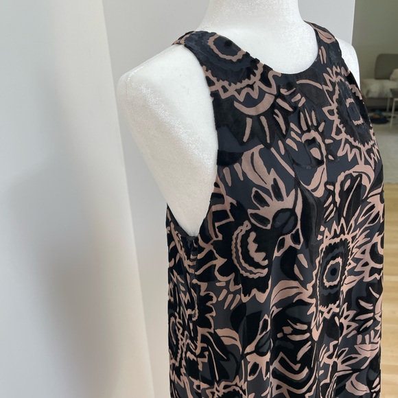 Abbeline - Picture 2 of 9